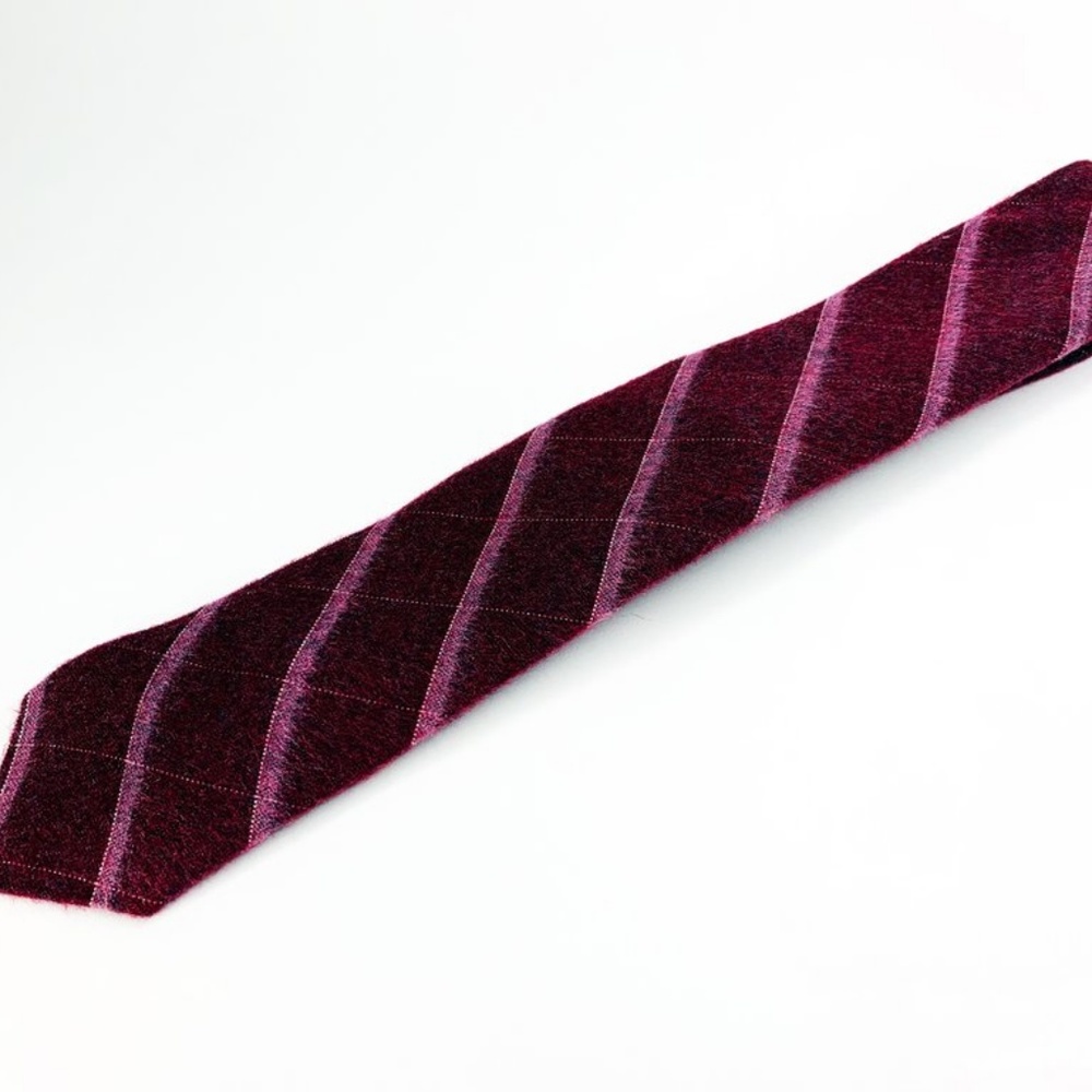 Michael Kors Tie 100% Silk Red Striped - Picture 5 of 6